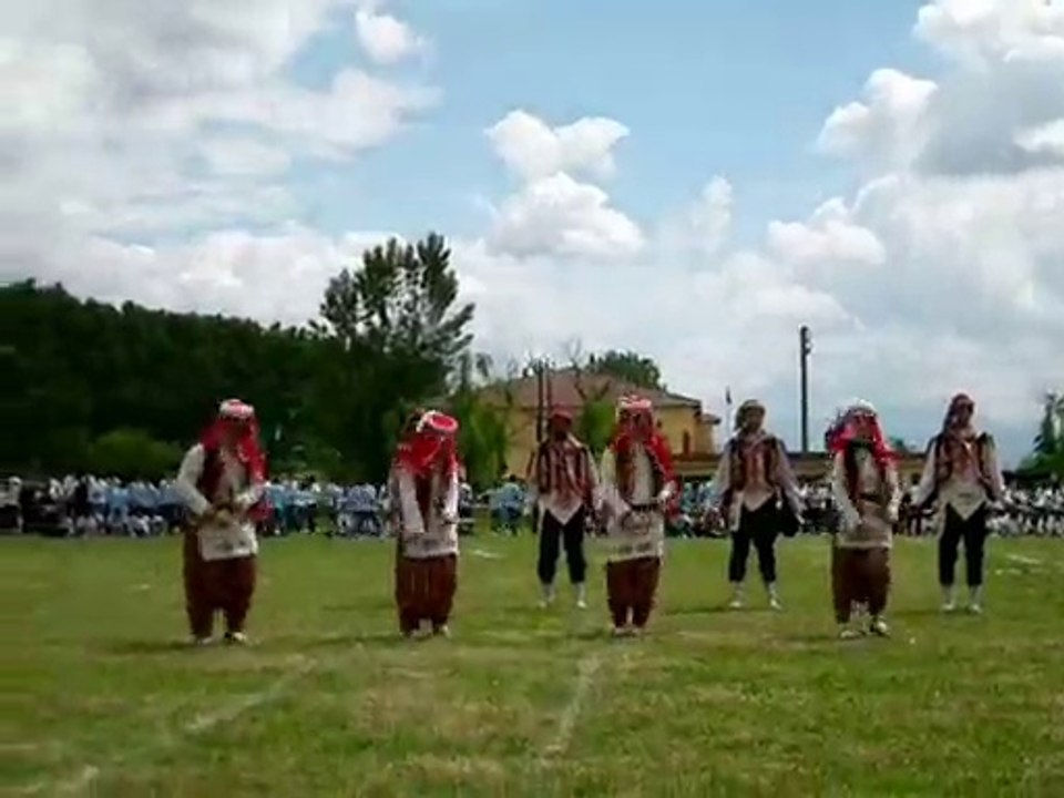 Pamukova Türküsü, KARA GÖZLÜ JANDARMA