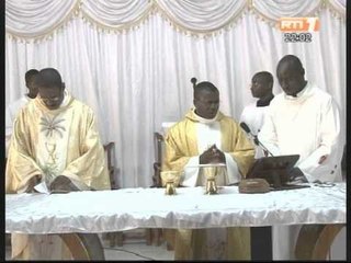 Fête de la Toussaint : Les chrétiens catholiques de Côte d'ivoire ont prié pour les morts