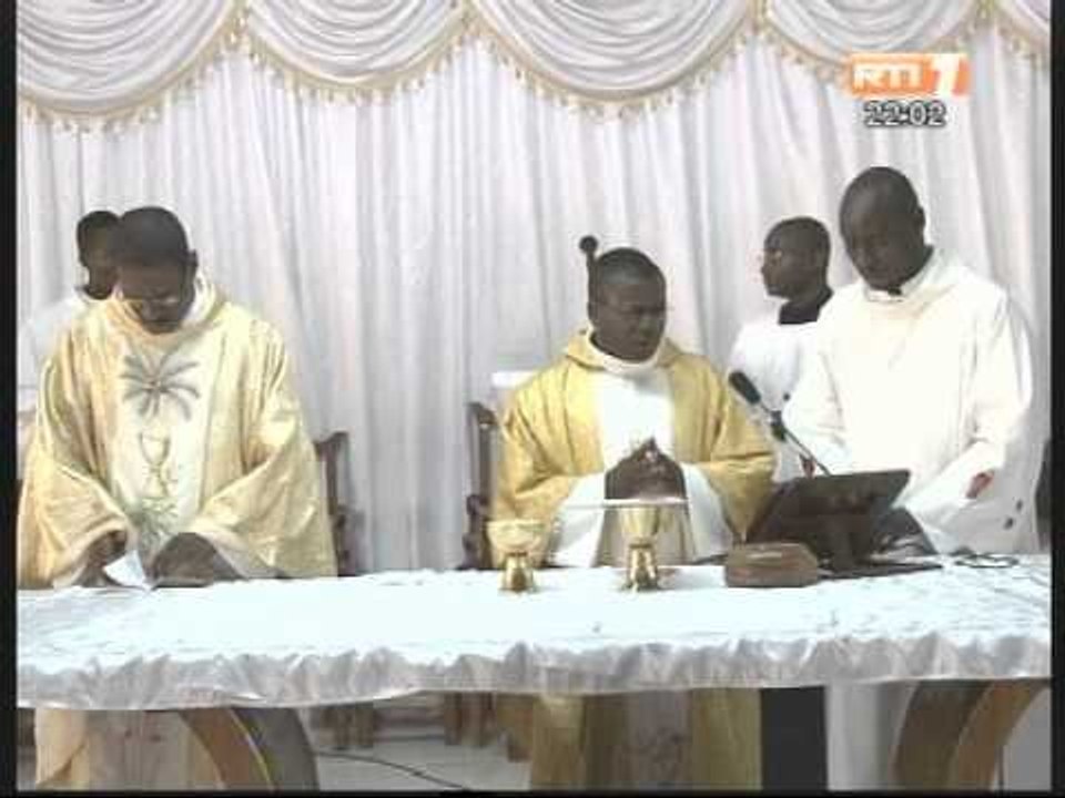 Fête de la Toussaint : Les chrétiens catholiques de Côte d'ivoire ont prié pour les morts