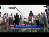Sensansi Berjalan di Atas Jembatan Kaca di Cina - NET24