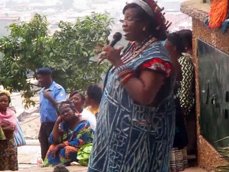 Julie Kongo "la richesse du Cameroun est ..."