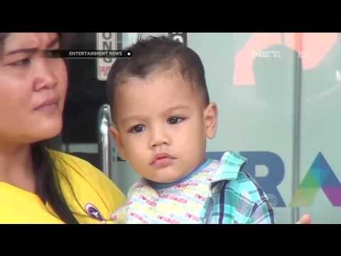 Titi Kamal Ajarkan Anak untuk Proteksi Diri