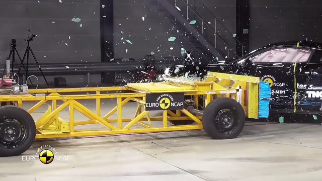 Ford Mustang провалив краш-тест