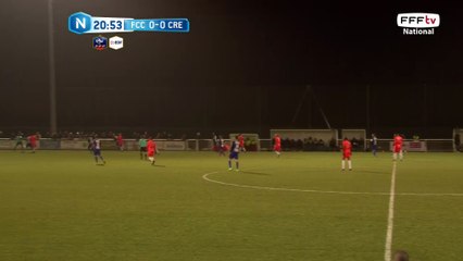 Superbe frappe de Mandoukil qui s'écrase sur le poteau!!