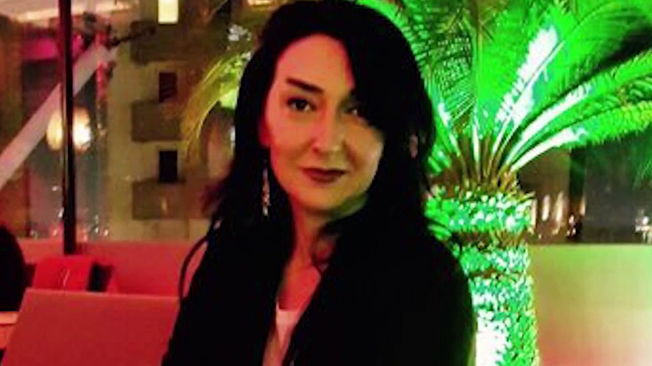 Cenk Eren ve Zeynep Akçay, Nilgün Belgün'le 4 Köşe'de!