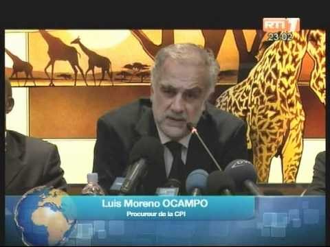 Conférence de presse du Procureur de la Cour Pénale Internationale Moreno Ocampo