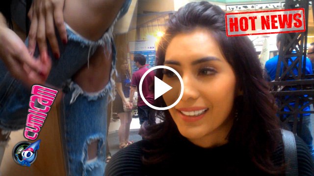 Pakai Celana Sobek di Mall, Tyas Mirasih Bikin Gagal Fokus - Cumicam 11 Februari 2017