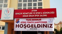 Yıldız Bayanlar Güreş Türkiye Şampiyonası Başladı