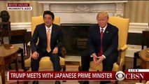 News : Gros malaise autour de la poignée de main entre Donald Trump et Shinzo Abe !
