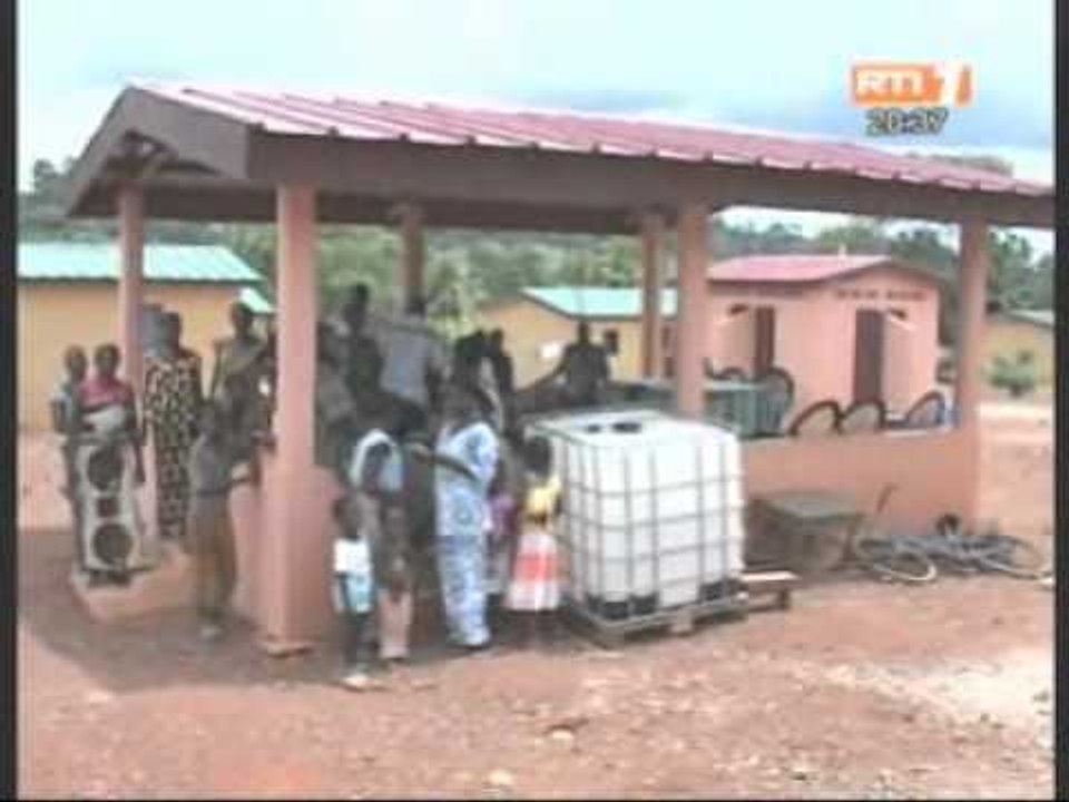La compagnie miniere de Bonikro fait des investissements au profit des populations