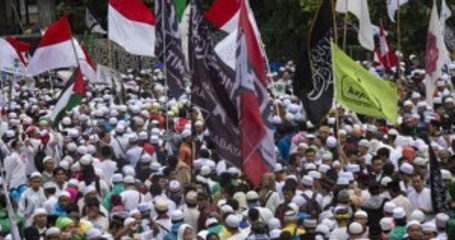 "Kafir Vali İstemiyoruz" Protestosu