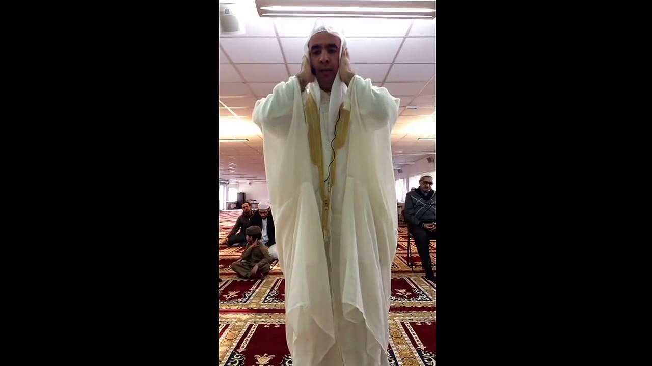 Metin Demirtas. Medine makam ikindi ezani. Minhaj ul Quran International Danmark. Adhan Masjid Nabawi. Adhan Essam Bukhari. adhan Madinah Munawwarah. Sheikh Essam Bukhari. Medine muhtesem ezan. Medinenin yanik ezani. Medine müezzini taklidi. 10-2-2017