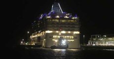 Stranded Norwegian Star Cruise Ship Tugged Back to Melbourne