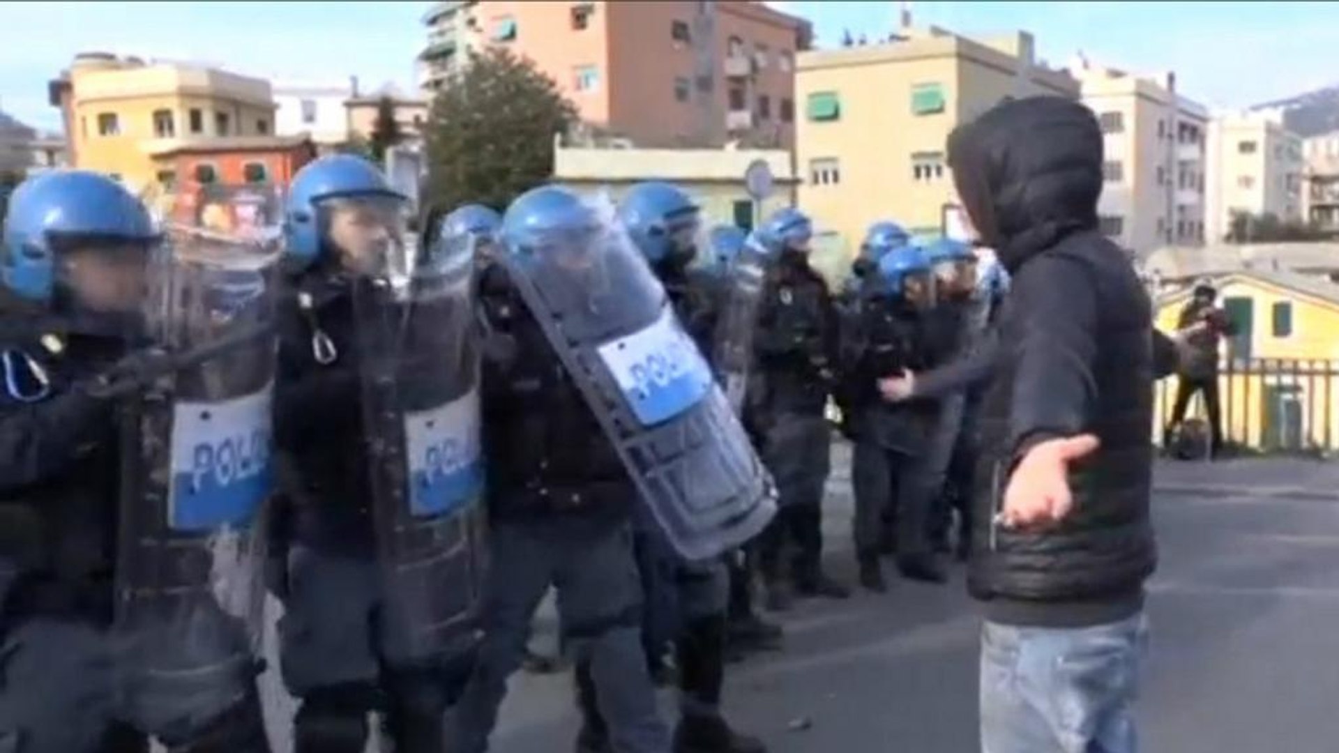⁣Генуя: демонстранти побилися з поліцією через ультраправу політичну партію