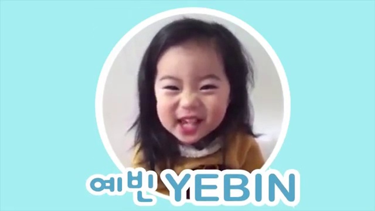 Cette fillette et sa petite tête vont faire votre journée! Trop mignone