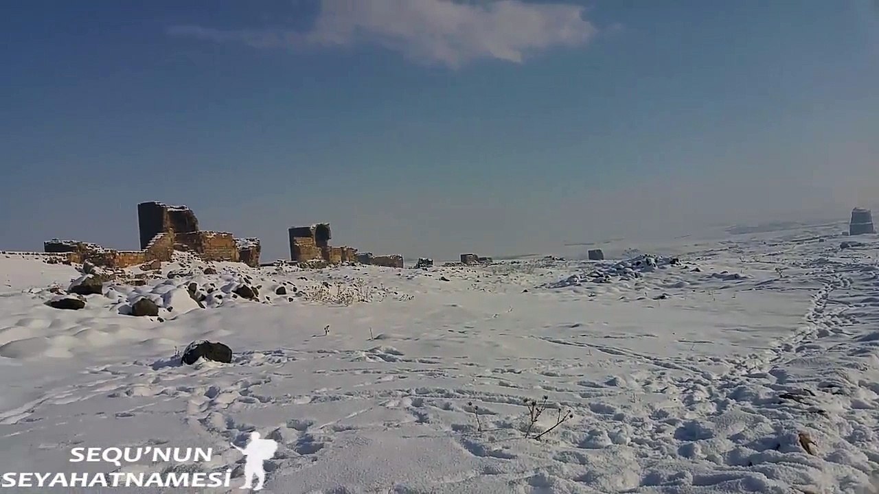 Ani Harabeleri - Antik Şehir Surları