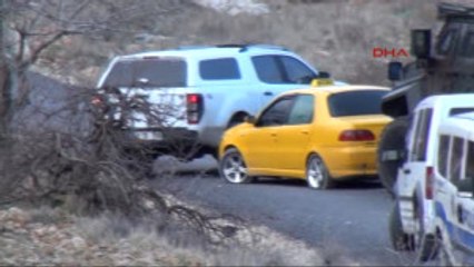 Şanlıurfa Otomobilde Eşi ve Çocuklarını Rehin Aldı