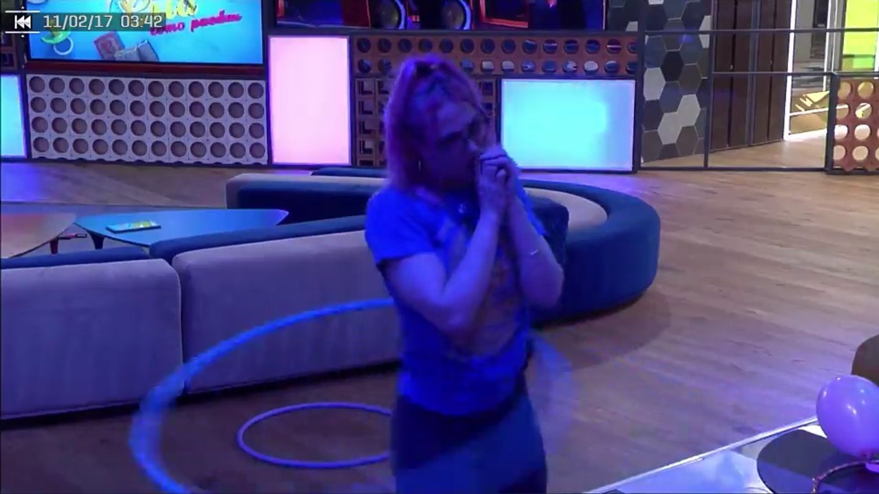 11/02/17 02:50-03:50