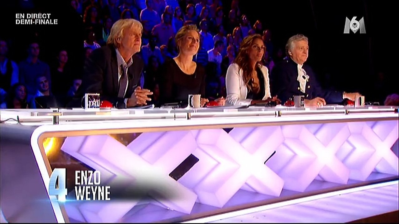 2013.11.19 Enzo Weyne @ Demi-finale LFAUIT (hélico)