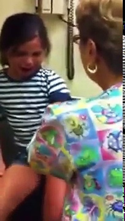 gadis cantiknya Menjerit Histeris saat disuntik, dan akhirnya sesuatu terjadi