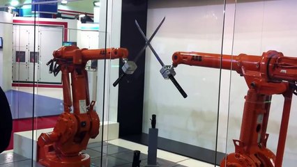 Quand un bras méchanique manie le Katana !