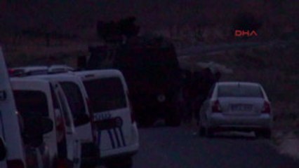 Şanlıurfa - Otomobilde Eşi ve Çocuklarını Rehin Aldı