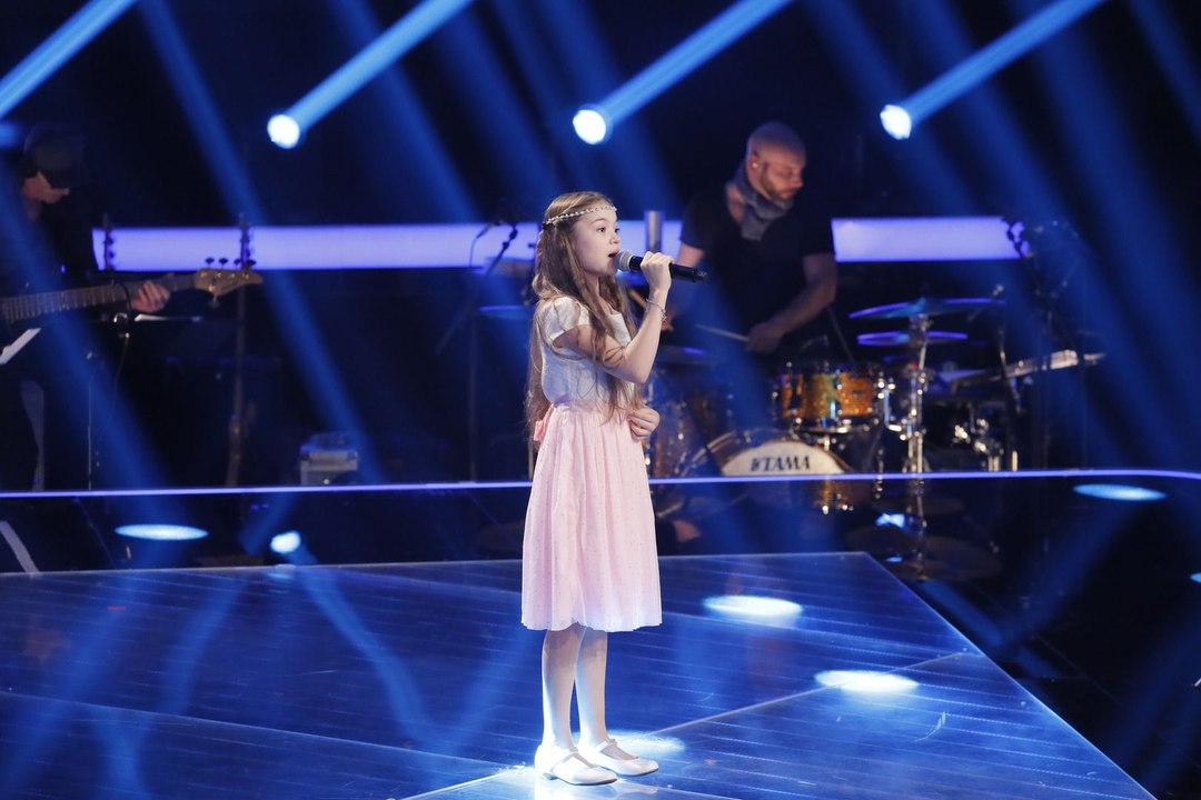 Marie-Sophie: Spiegelbild - (Blind Audition II) The Voice Kids 2017 | SAT1.DE