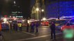 Caminhão invade mercado de Natal de Berlim, matando 9 pessoas e ferindo outras 50.