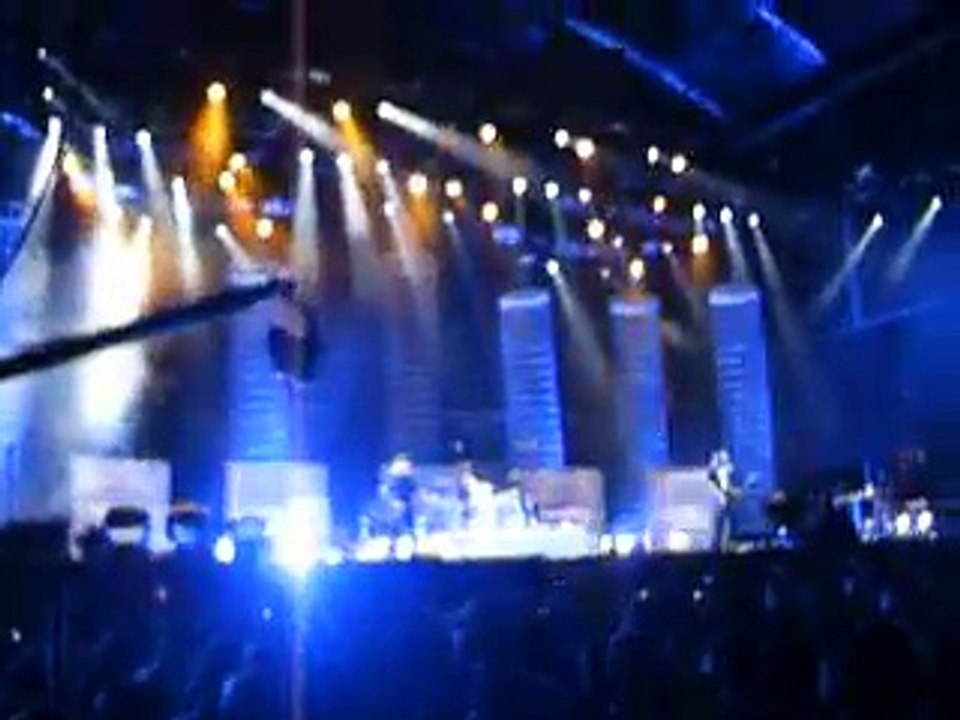 Muse - Supermassive Black Hole, Rock'n Coke Festival, 09/02/2006