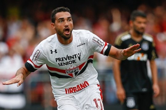 Relembre hat-trick de Gilberto em goleada do São Paulo contra a Ponte