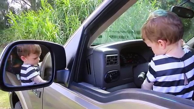 POLICE BABY Escape JAIL BAD BABY PRISON JAIL IRL In Real Life STEAL CAR! COPS