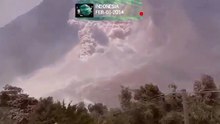 Massive Volcano Eruptions Caught on Camera-pyroclastic-flow