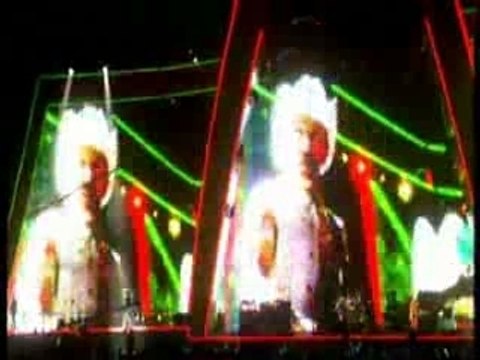 U2 Mysterious Ways live from Mexico Popmart 1998