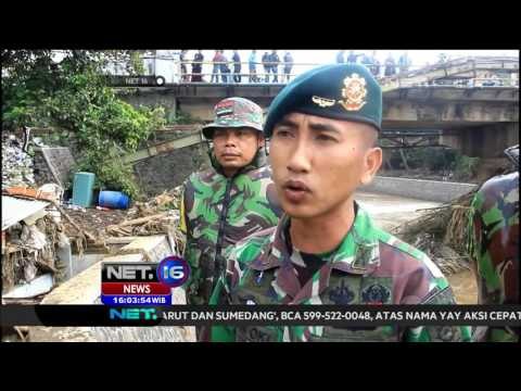 Mencium Bau Busuk di Bawah Jembatan, Petugas Terjuni Sungai Cimanuk - NET16