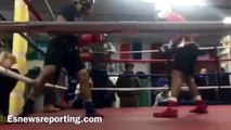 Devin Haney sparring Arnold Gonzalez - esnews boxing-eIU4WJUcdzI