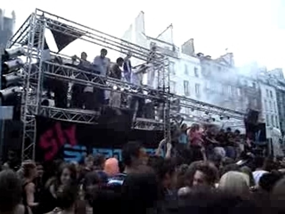 Techno Parade 2007 Justice vs. Simian