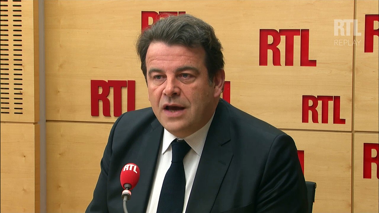 Aulnay, Bobigny, Argenteuil... "Où est passé Bruno Le Roux ?", s'interroge Thierry Solère