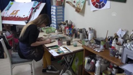 Bu Tablolar Kahve Kokuyor