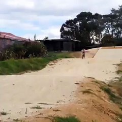 apostando-corrida-com-cachorro