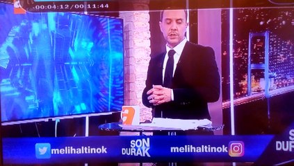 Canli Yayında Atv Spikeri bakin ne Yaptı