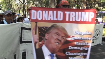 Mexique: des milliers de personnes manifestent contre Trump