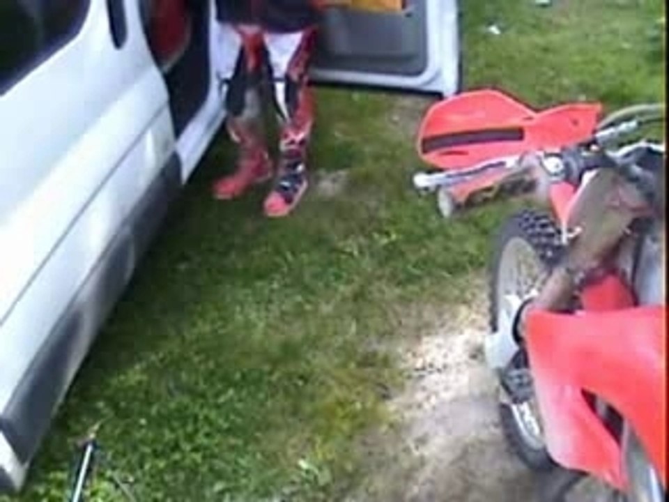Larchant0907aX