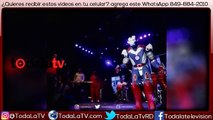 Iromega!: Asi salió Omega El Fuerte a su presentación  en el Carnaval Vegano-Video