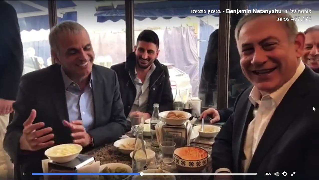 בנימין נתניהו בהפסקת צהריים קצרה עם שר האוצר משה כחלון