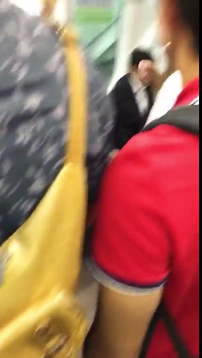 電車の中での激しい口論wwww 迷惑すぎるからこれwwww バカッターやば