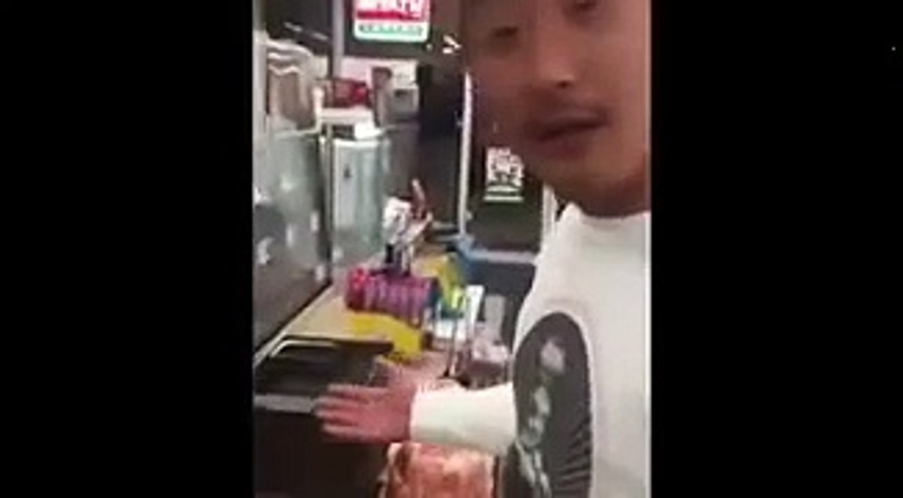 コンビニで「おでんツンツン❤️」28歳のバカッター男逮捕！！！ 未編集の動画