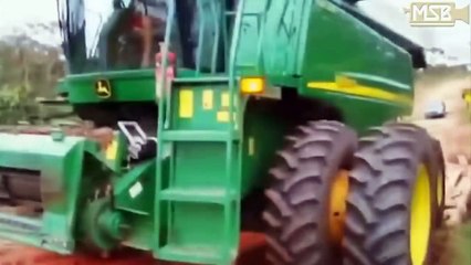 Aksi Super Nekat Sopir Mobil dan Truk Besar Melewati Banjir Dan Jembatan Yang Mengerikan