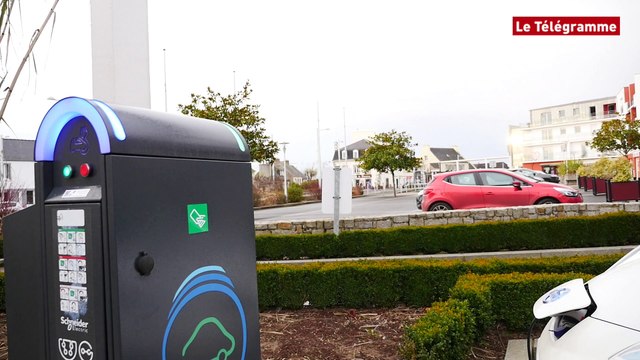Voiture électrique. Les bornes de recharge se multiplient