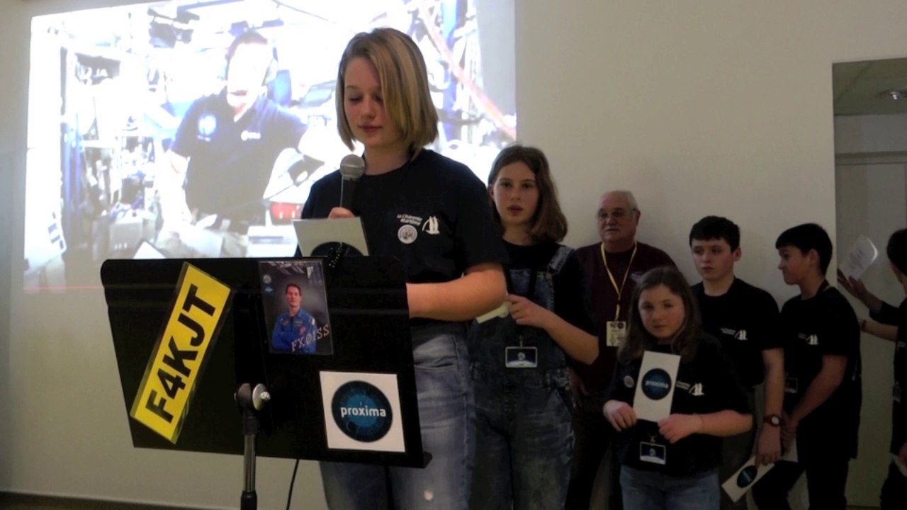 Thomas Pesquet discute avec des collégiens de Châtelaillon-Plage (17)