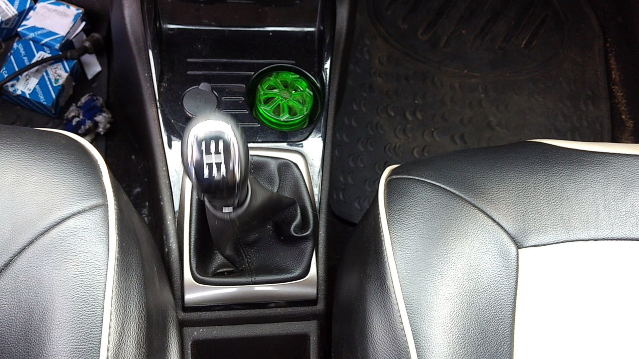 Tata Zest gear action video
